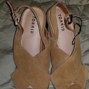 Criss Cross Suede Sandles